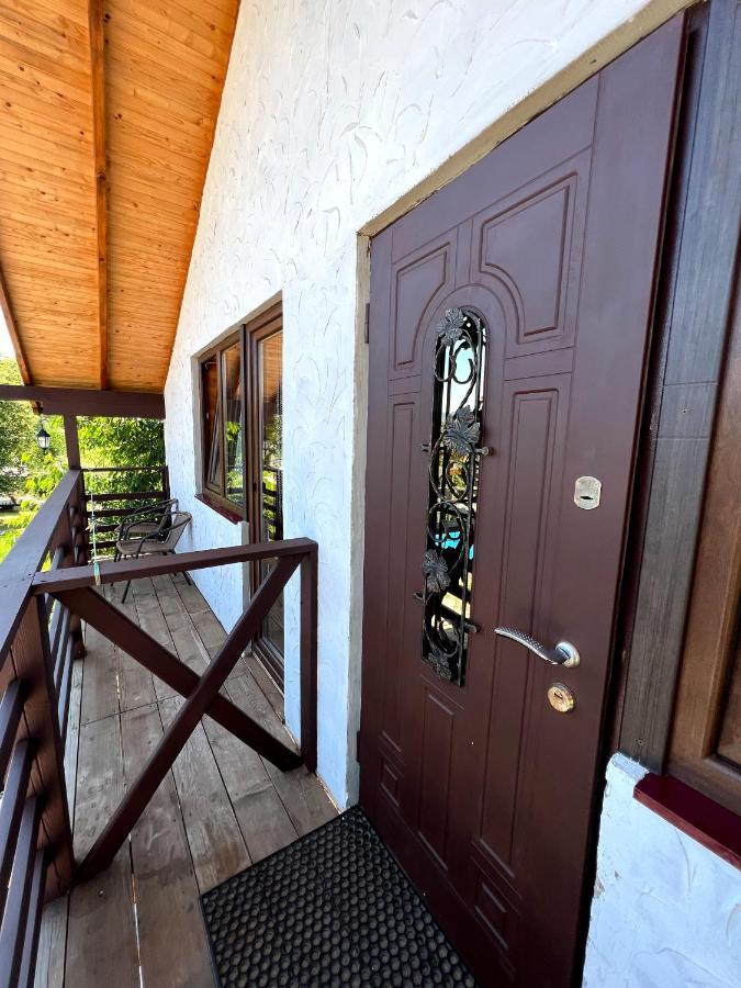 Апартаменти "У Кузьмича" 2 Mykulyčyn Exteriér fotografie